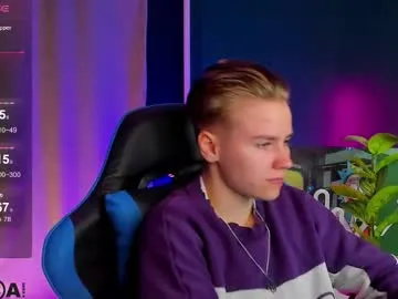 karolina7 – webcam model profile photo Image 6