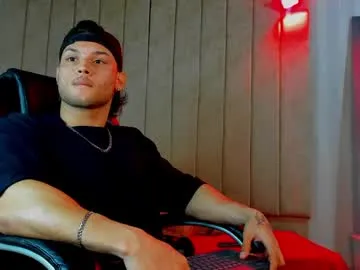 scop_ofilia – webcam model profile photo Image 19