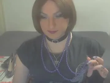 AlexisGrays – webcam model profile photo Image 2