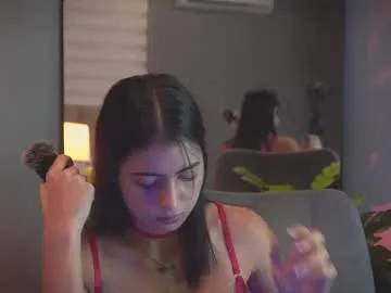 Naughty-Mailey – webcam model profile photo Image 3