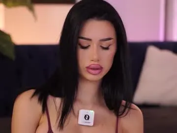 korinaluvv – webcam model profile photo Image 9