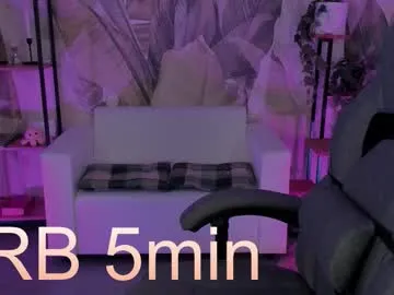 xlunami – webcam model profile photo Image 19