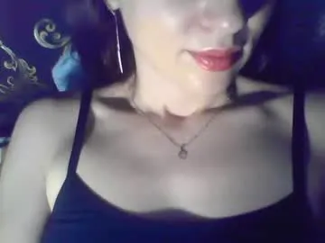 MinniMia – webcam model profile photo Image 15