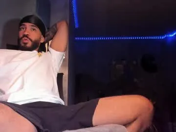 xlunami – webcam model profile photo Image 12