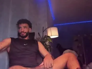 xlunami – webcam model profile photo Image 3