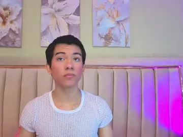 emma_scott_7 – webcam model profile photo Image 12