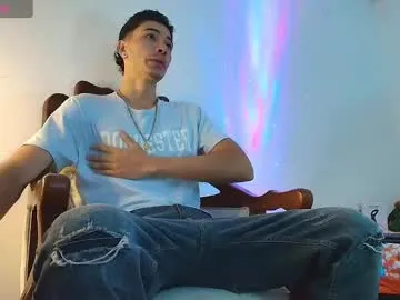 glossybabe_ – webcam model profile photo Image 2