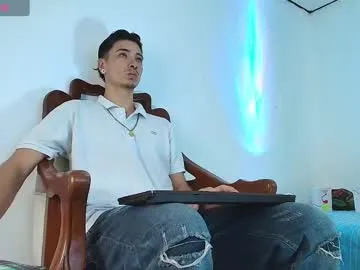 glossybabe_ – webcam model profile photo Image 4