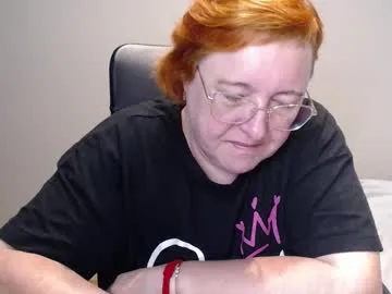 loveuniverse8 – webcam model profile photo Image 3