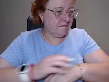 loveuniverse8 – webcam model profile photo Image 8