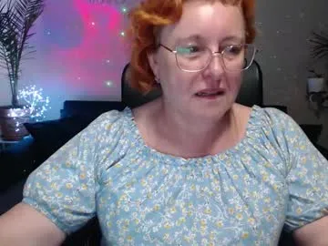 loveuniverse8 – webcam model profile photo Image 9