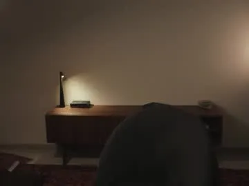 curry_nikita – webcam model profile photo Image 16