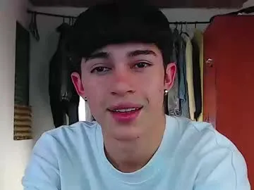 busenok – webcam model profile photo Image 12