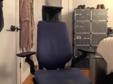 WhoreRobot – webcam model profile photo Image 8