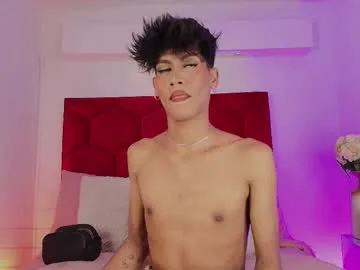 miacolucci_18 – webcam model profile photo Image 14