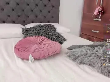 vixenvictoriaa – webcam model profile photo Image 3