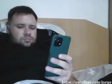 -VikkiL0vesCheese- – webcam model profile photo Image 9