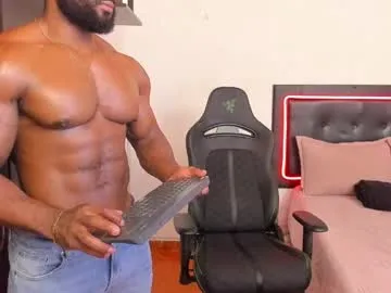 busenok – webcam model profile photo Image 3