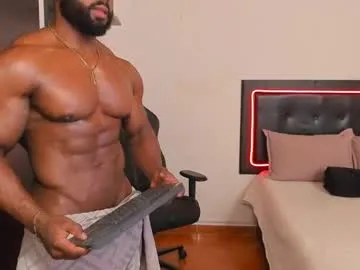 busenok – webcam model profile photo Image 8