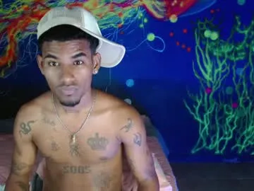 Vik1One1 – webcam model profile photo Image 9