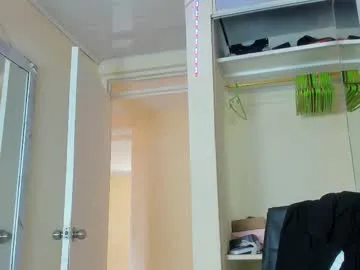 jskchwkdbcn – webcam model profile photo Image 15