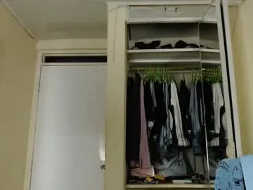 jskchwkdbcn – webcam model profile photo Image 3