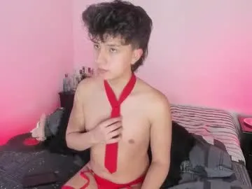 FoxyLina – webcam model profile photo Image 11