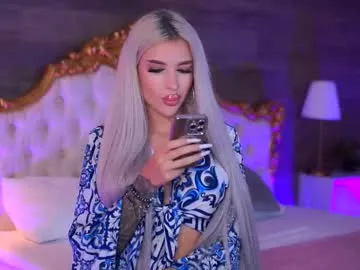 tinnymonroe – webcam model profile photo Image 7