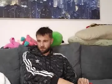 glossybabe_ – webcam model profile photo Image 17