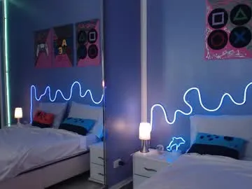 isabelle_sara free chat on liveonude Image 14