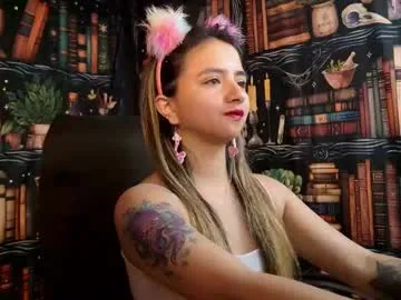 bunnydollstella – webcam model profile photo Image 2