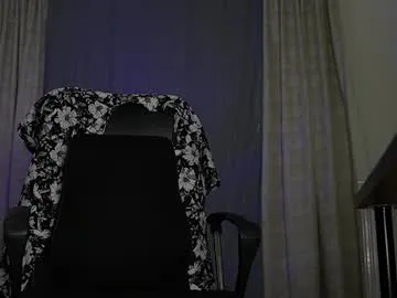 BigLove11 – webcam model profile photo Image 4