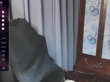 molochnaya000 – webcam model profile photo Image 3