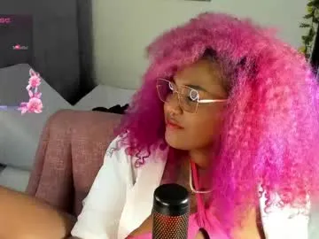 kate_redgar – webcam model profile photo Image 8