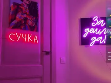 mightylaura – webcam model profile photo Image 12