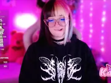 StarKristy – webcam model profile photo Image 9