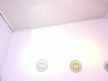 khloe_rossich – webcam model profile photo Image 2