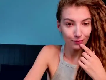 MinniMia – webcam model profile photo Image 4