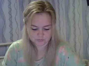 mia_skys – webcam model profile photo Image 15