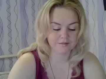 mia_skys – webcam model profile photo Image 5