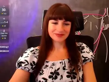 millemimi – webcam model profile photo Image 7