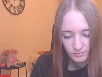 xxxkeera – webcam model profile photo Image 5