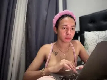 millemimi – webcam model profile photo Image 7