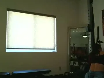 samanthaheinz – webcam model profile photo Image 3