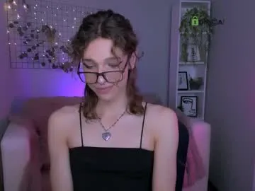 tassiarauj – webcam model profile photo Image 14