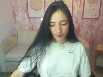 Dooomina35 – webcam model profile photo Image 4