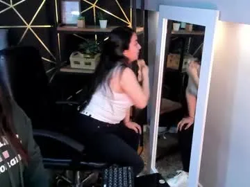 xlunami – webcam model profile photo Image 15