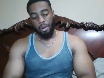 MinniMia – webcam model profile photo Image 9