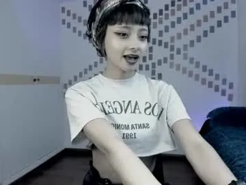 trixie_taylor – webcam model profile photo Image 6