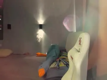 glossybabe_ – webcam model profile photo Image 17